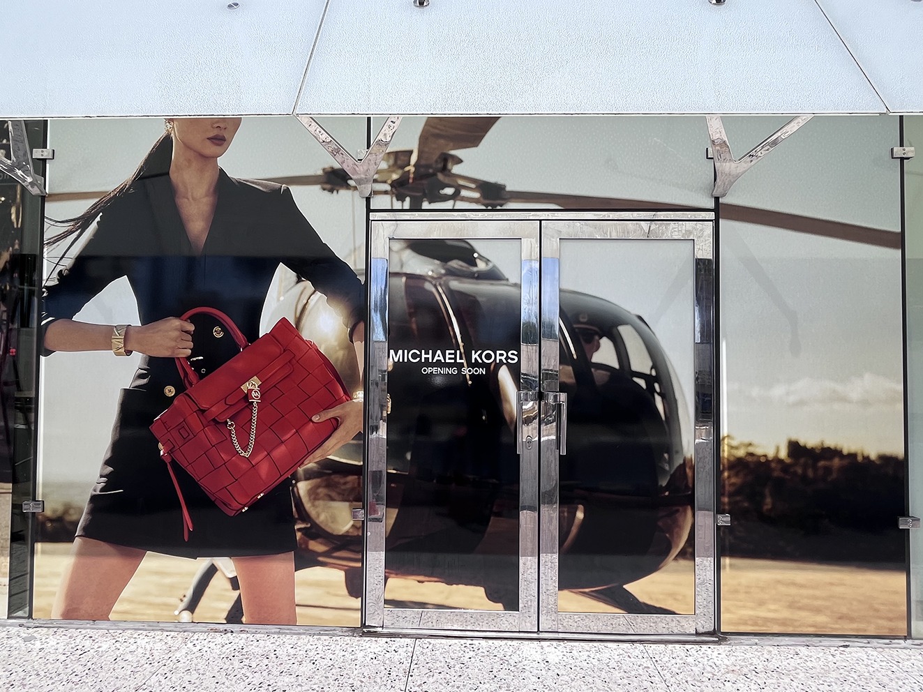 Michael Kors — Vitrine Cannes