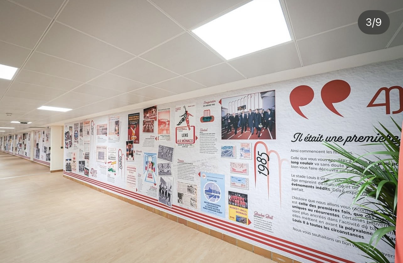 Stade Louis II — Fresque historique